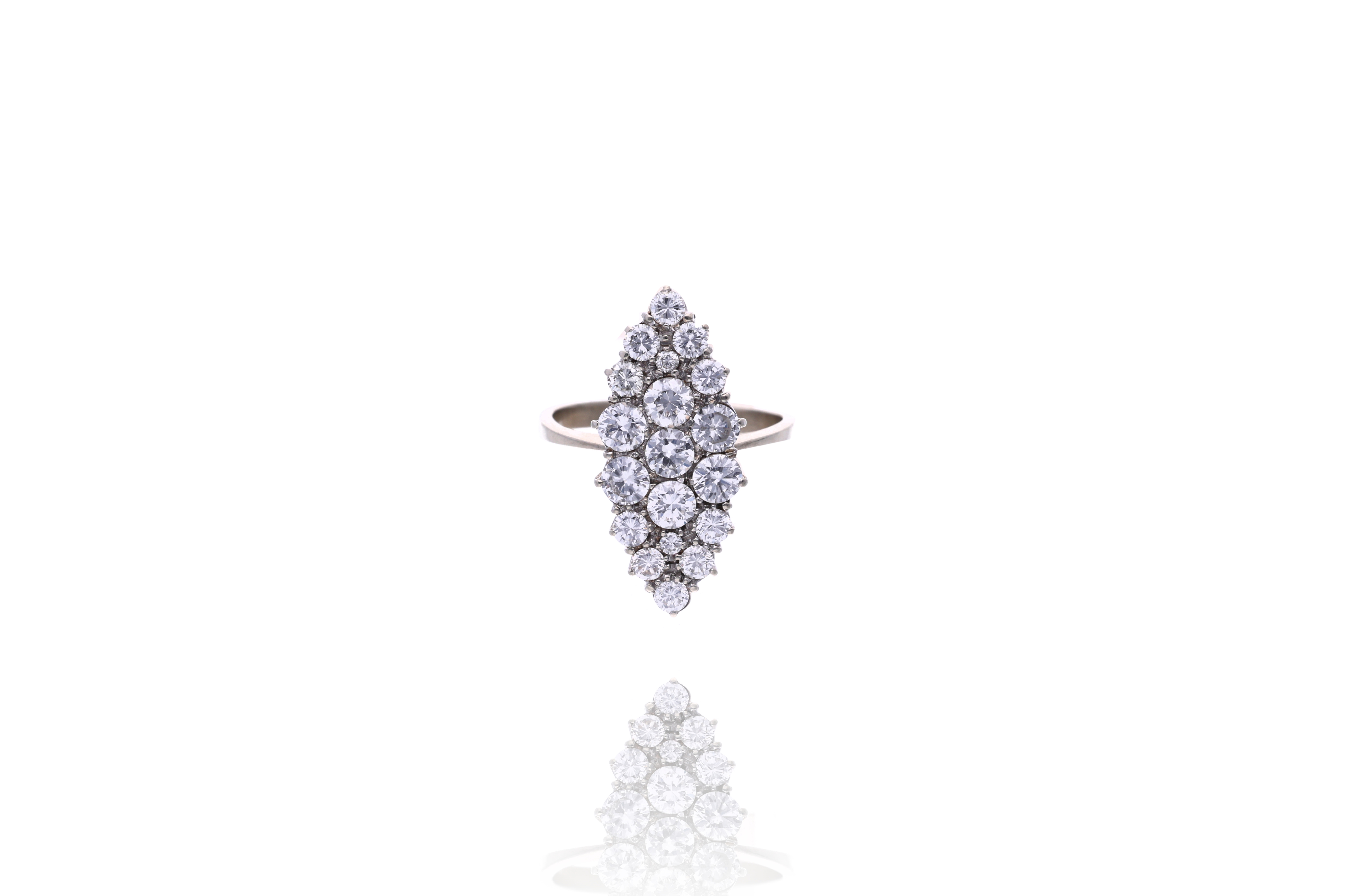 Anello con diamanti - Asta di San Valentino