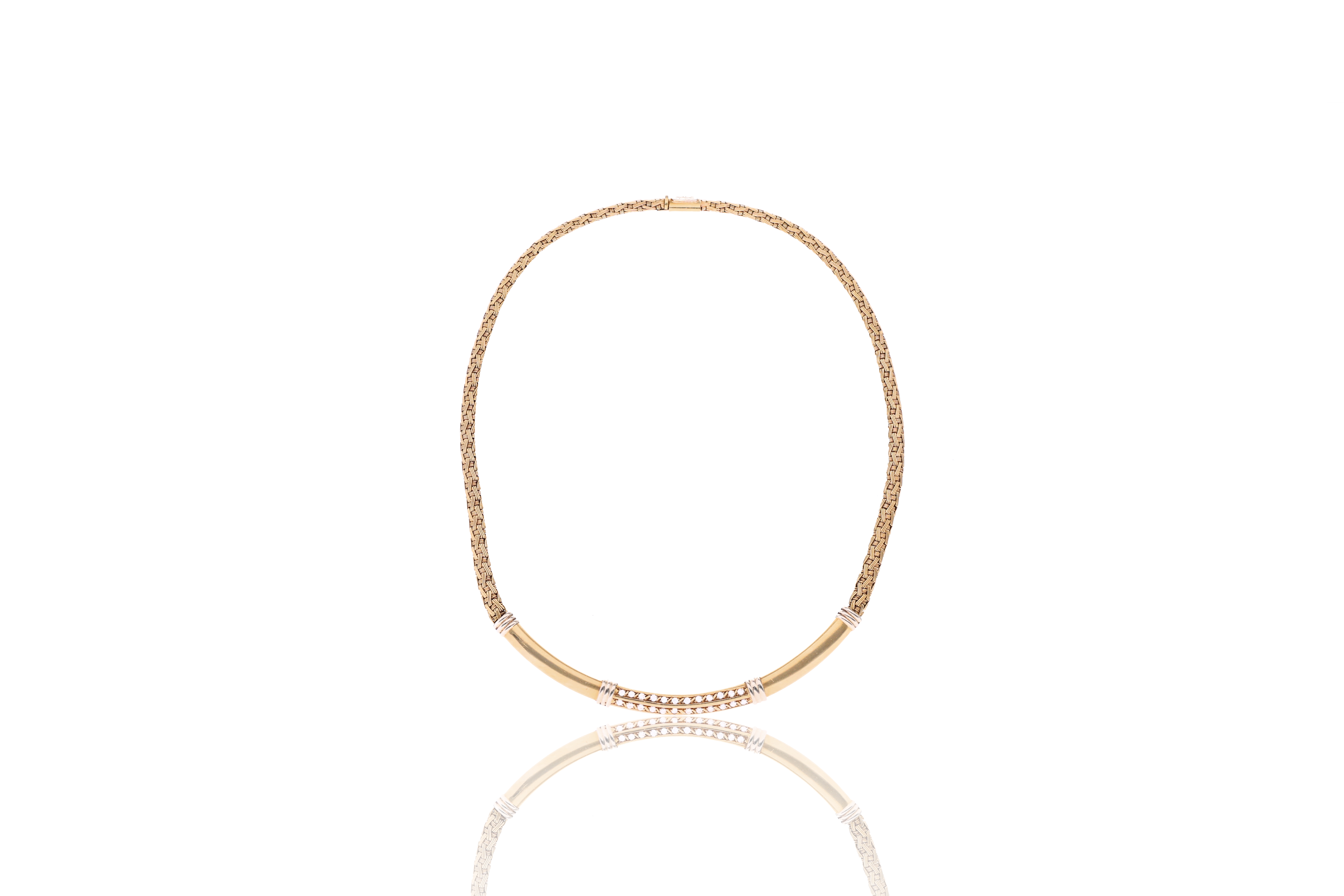 Collana semirigida con diamanti - Asta di San Valentino