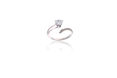 Anello con diamante - Asta di San Valentino Anello con diamante - Asta di San Valentino