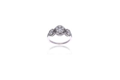 Anello con diamanti - Asta di San Valentino Anello con diamanti - Asta di San Valentino