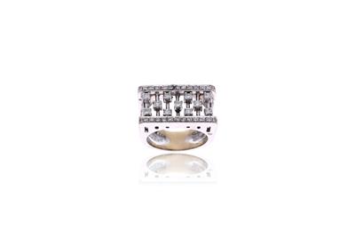 Anello con diamanti - Asta di San Valentino Anello con diamanti - Asta di San Valentino