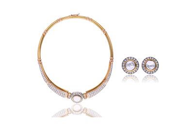 Demi-parure con diamanti, madreperla e altro materiale - Asta di San Valentino Demi-parure con diamanti, madreperla e altro materiale - Asta di San Valentino