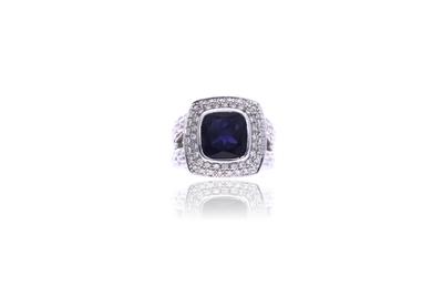 Fope, anello con iolite e diamanti - Asta di San Valentino Fope, anello con iolite e diamanti - Asta di San Valentino