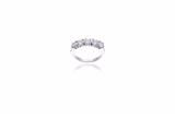 Anello con diamanti - Asta di San Valentino Anello con diamanti - Asta di San Valentino