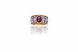 Anello con diamanti e rodolite - Asta di San Valentino Anello con diamanti e rodolite - Asta di San Valentino