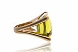 Anello con pietra - Asta di San Valentino