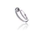 Paio di orecchini a spirale con diamanti - Asta di San Valentino Paio di orecchini a spirale con diamanti - Asta di San Valentino