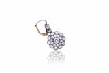 Paio di orecchini con diamanti - Asta di San Valentino Paio di orecchini con diamanti - Asta di San Valentino