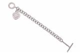 Tiffany e Co., collezione Return to Tiffany, bracciale con ciondolo a forma di cuore - Asta di San Valentino Tiffany e Co., collezione Return to Tiffany, bracciale con ciondolo a forma di cuore - Asta di San Valentino