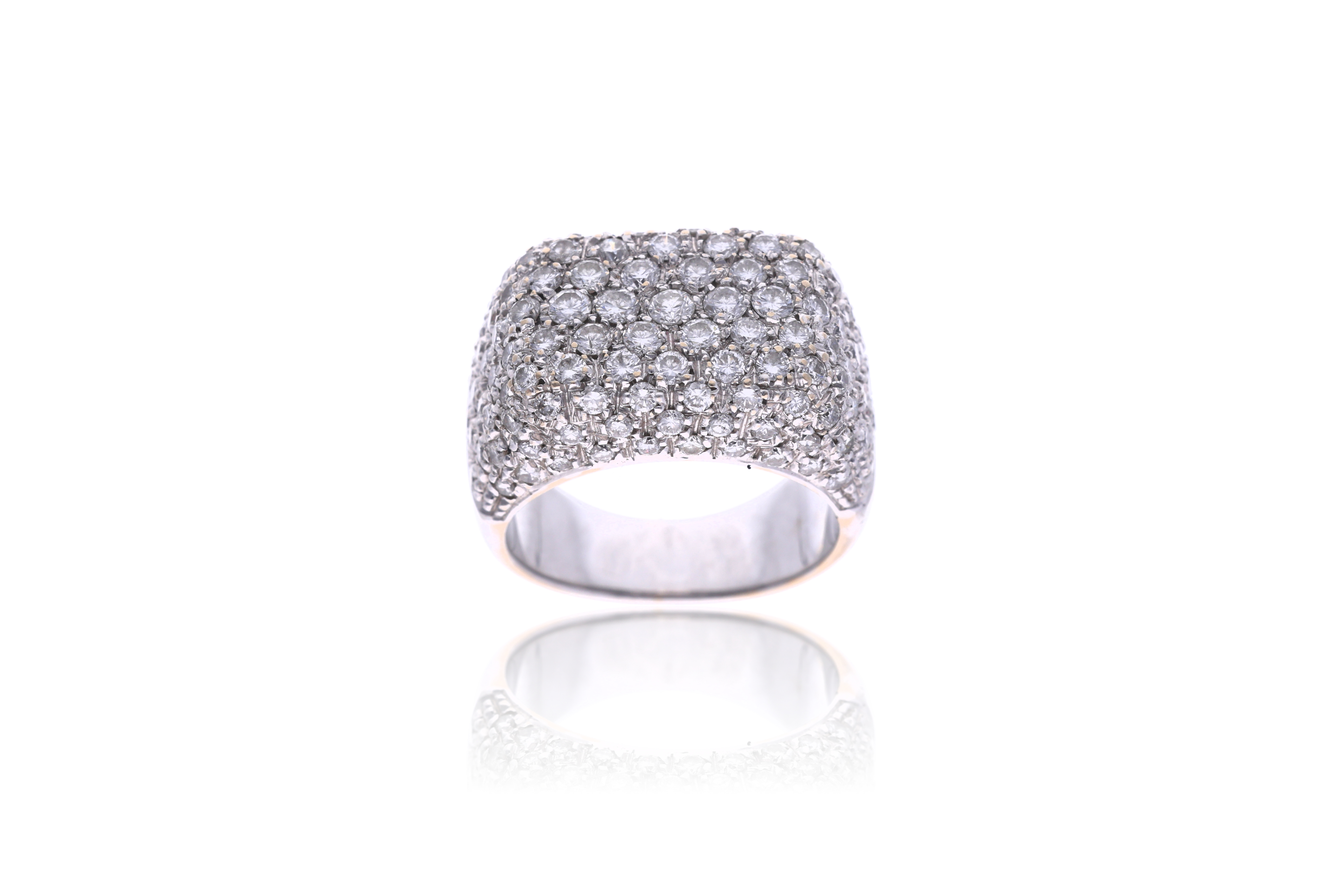 Anello con diamanti - Asta di Pasqua