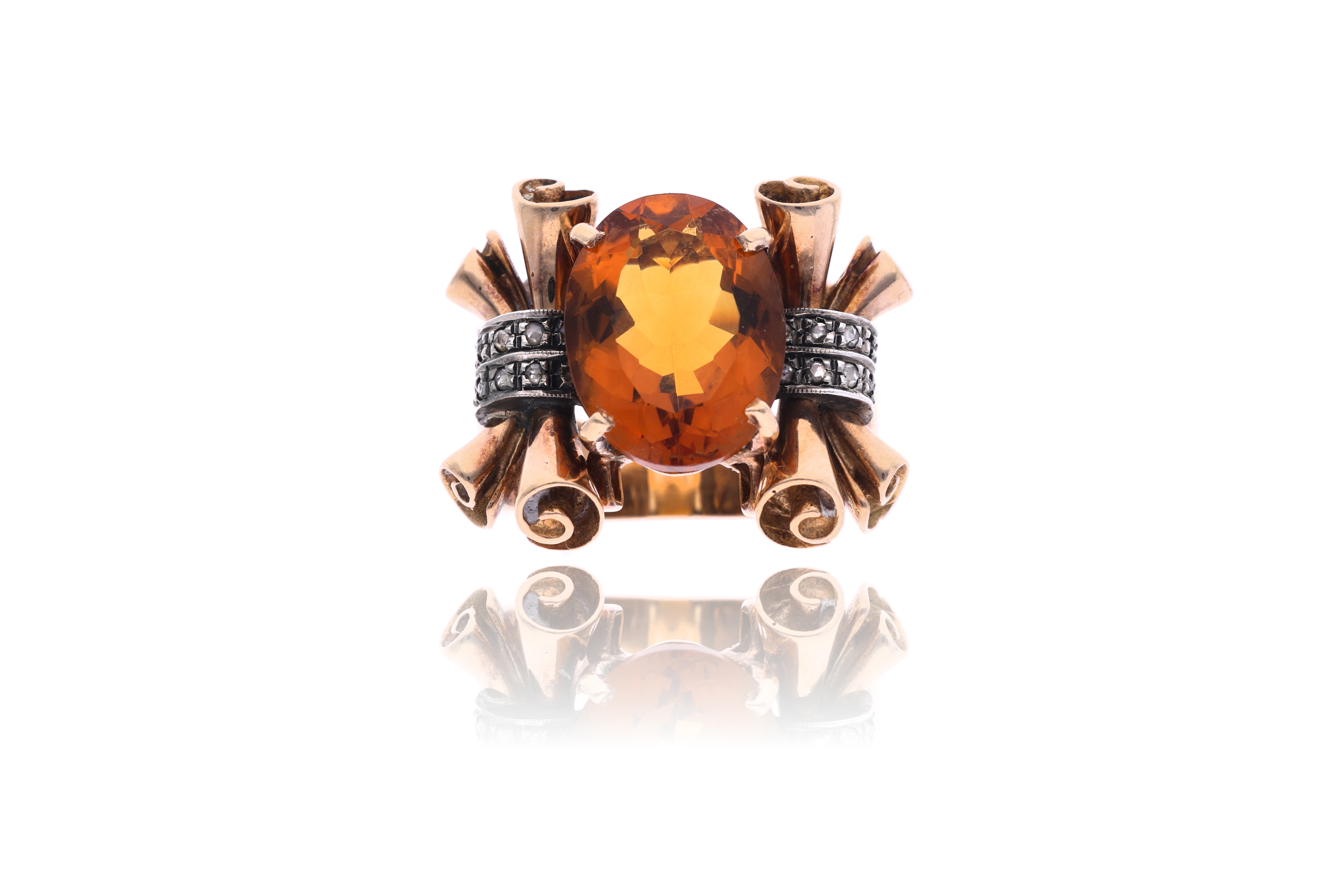 Anello con quarzo e diamanti - Asta di Pasqua