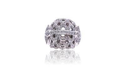 Anello con diamanti - Asta di Pasqua Anello con diamanti - Asta di Pasqua