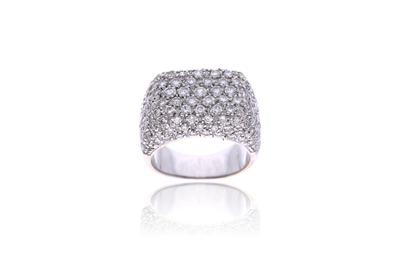 Anello con diamanti - Asta di Pasqua Anello con diamanti - Asta di Pasqua