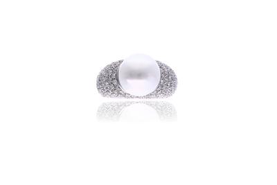 Anello con diamanti e perla South Sea - Asta di Pasqua Anello con diamanti e perla South Sea - Asta di Pasqua