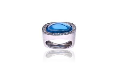 Anello con pietra e diamanti - Asta di Pasqua