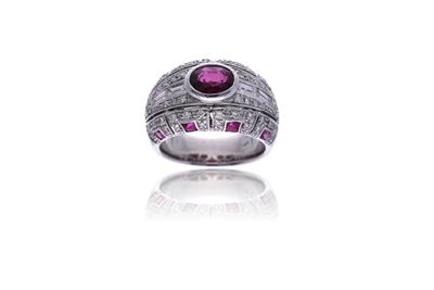 Anello con rubini e diamanti - Asta di Pasqua Anello con rubini e diamanti - Asta di Pasqua