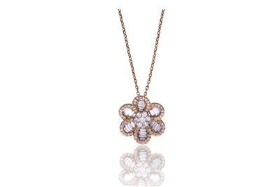 Collana con ciondolo in oro e diamanti - Asta di Pasqua Collana con ciondolo in oro e diamanti - Asta di Pasqua