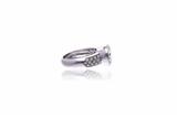 Anello con diamanti - Asta di Pasqua Anello con diamanti - Asta di Pasqua