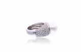 Anello con diamanti e perla South Sea - Asta di Pasqua Anello con diamanti e perla South Sea - Asta di Pasqua
