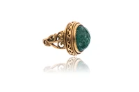 Anello con smeraldo - Asta Orologi & Gioielli Anello con smeraldo - Asta Orologi & Gioielli