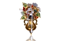 Giorgio Visconti, spilla a forma di vaso con diamanti e pietre - Asta Orologi & Gioielli Giorgio Visconti, spilla a forma di vaso con diamanti e pietre - Asta Orologi & Gioielli