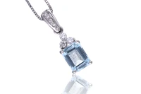 Recarlo, collana e ciondolo con acquamarina e diamanti - Asta Orologi & Gioielli Recarlo, collana e ciondolo con acquamarina e diamanti - Asta Orologi & Gioielli