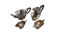 Sheffield 1937, teiera, lattiera, zuccheriera, caffettiera - Asta Orologi & Gioielli Sheffield 1937, teiera, lattiera, zuccheriera, caffettiera - Asta Orologi & Gioielli