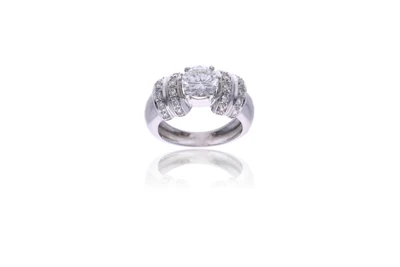 Anello con diamanti - Asta Orologi & Gioielli Anello con diamanti - Asta Orologi & Gioielli