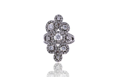 Anello con diamanti - Asta Orologi & Gioielli Anello con diamanti - Asta Orologi & Gioielli