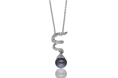 Collana e ciondolo con perla Tahiti e diamanti - Asta Orologi & Gioielli Collana e ciondolo con perla Tahiti e diamanti - Asta Orologi & Gioielli