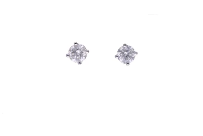 Paio di orecchini con diamanti - Asta Orologi & Gioielli Paio di orecchini con diamanti - Asta Orologi & Gioielli