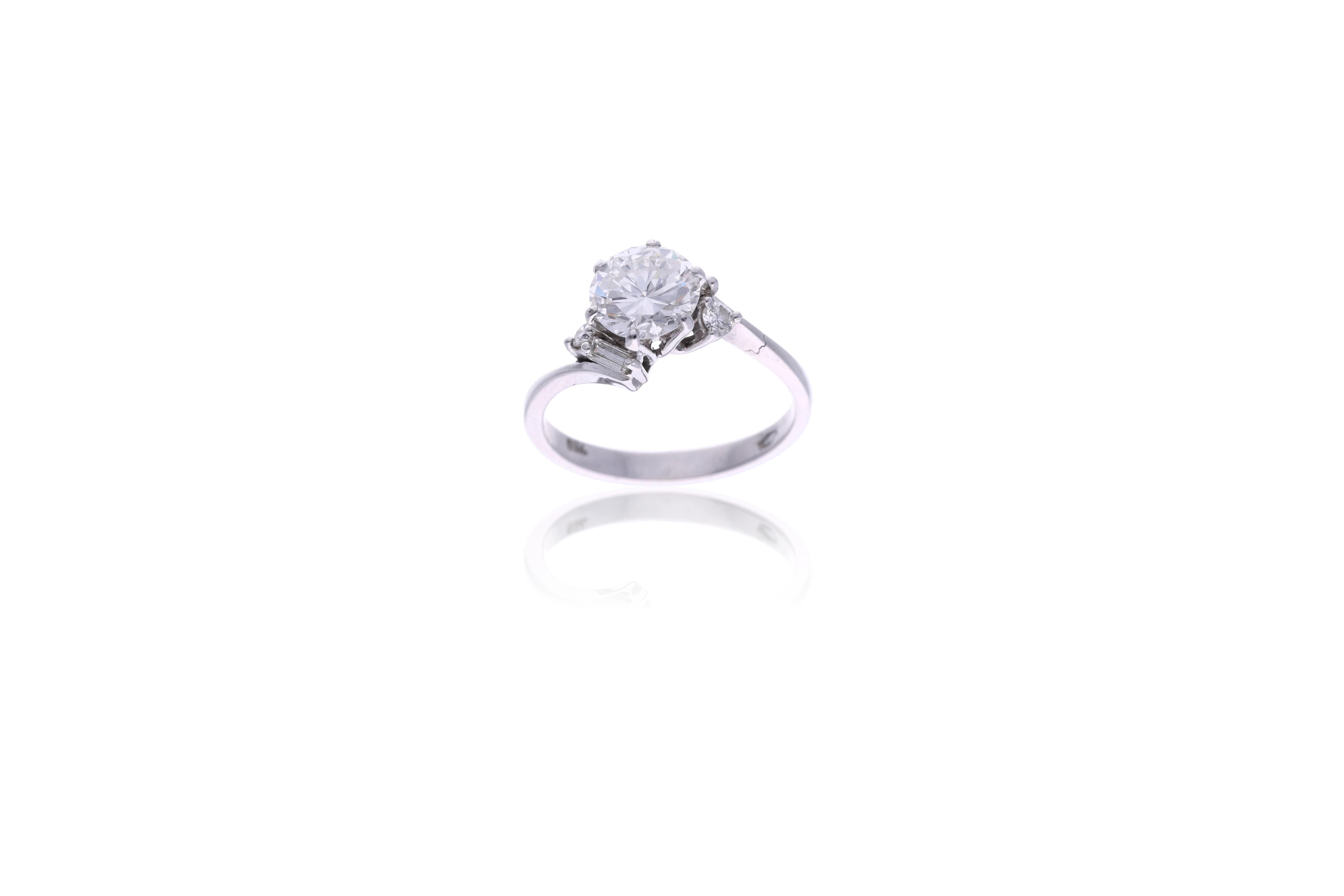 Anello con diamanti - Asta Orologi & Gioielli