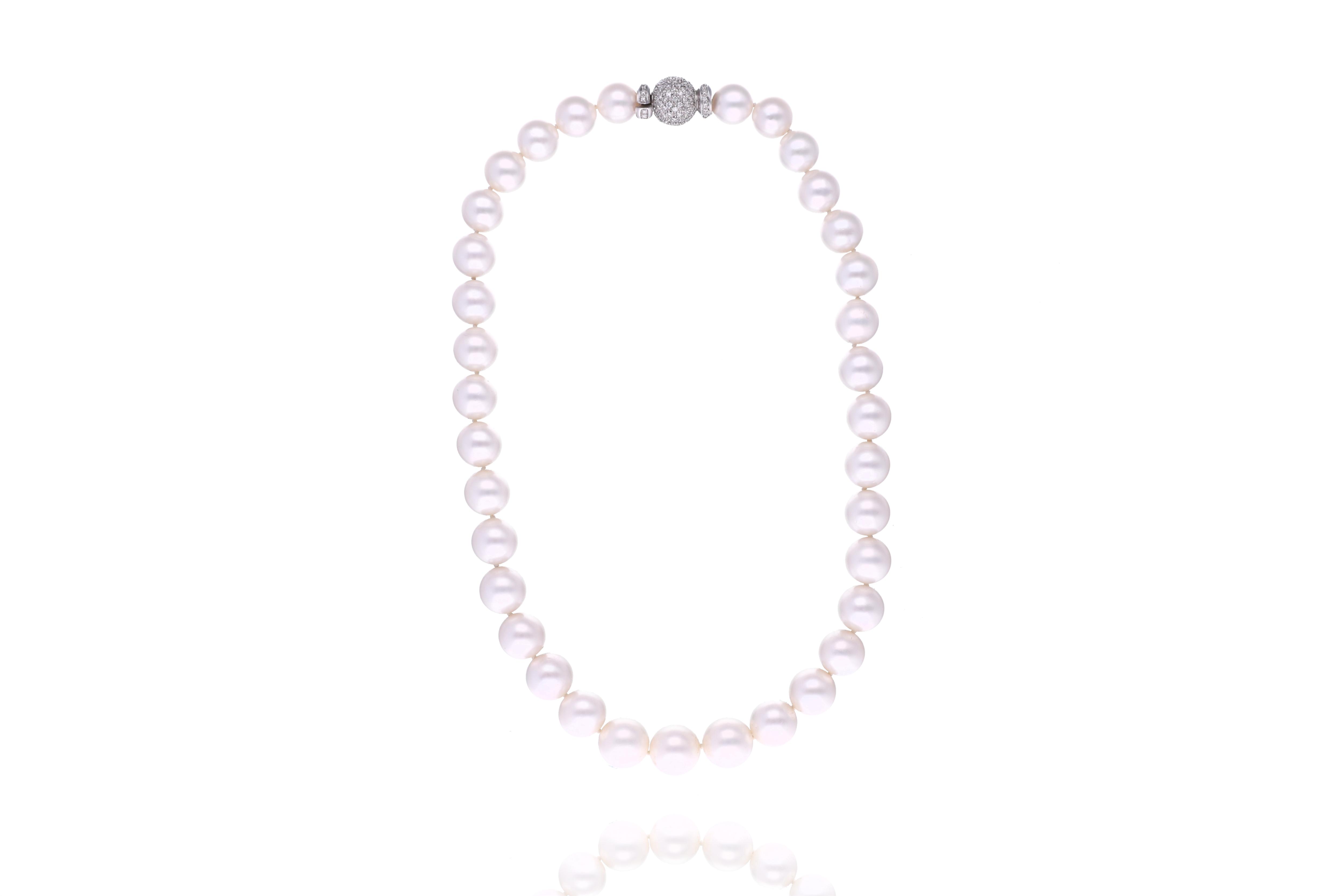 Collana di perle e diamanti - Asta Orologi & Gioielli