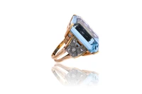 Anello con acquamarina e diamanti - Asta Speciale Tesori d'Autunno