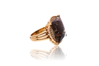 Anello con quarzo fumè e diamanti - Asta Speciale Tesori d'Autunno