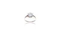 Anello in oro con diamante - Asta Speciale Tesori d'Autunno