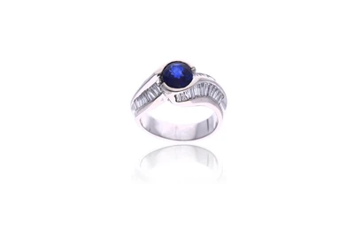 Anello con zaffiro e diamanti - Asta Speciale Tesori d'Autunno