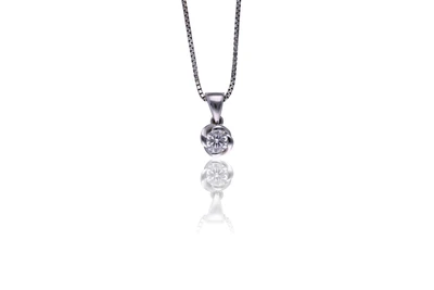 Damiani, collana e ciondolo con diamante - Asta Speciale Tesori d'Autunno