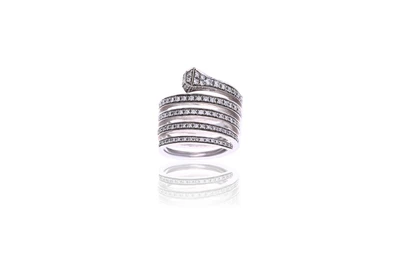 Gucci Chiodo, anello con diamanti - Asta Speciale Tesori d'Autunno
