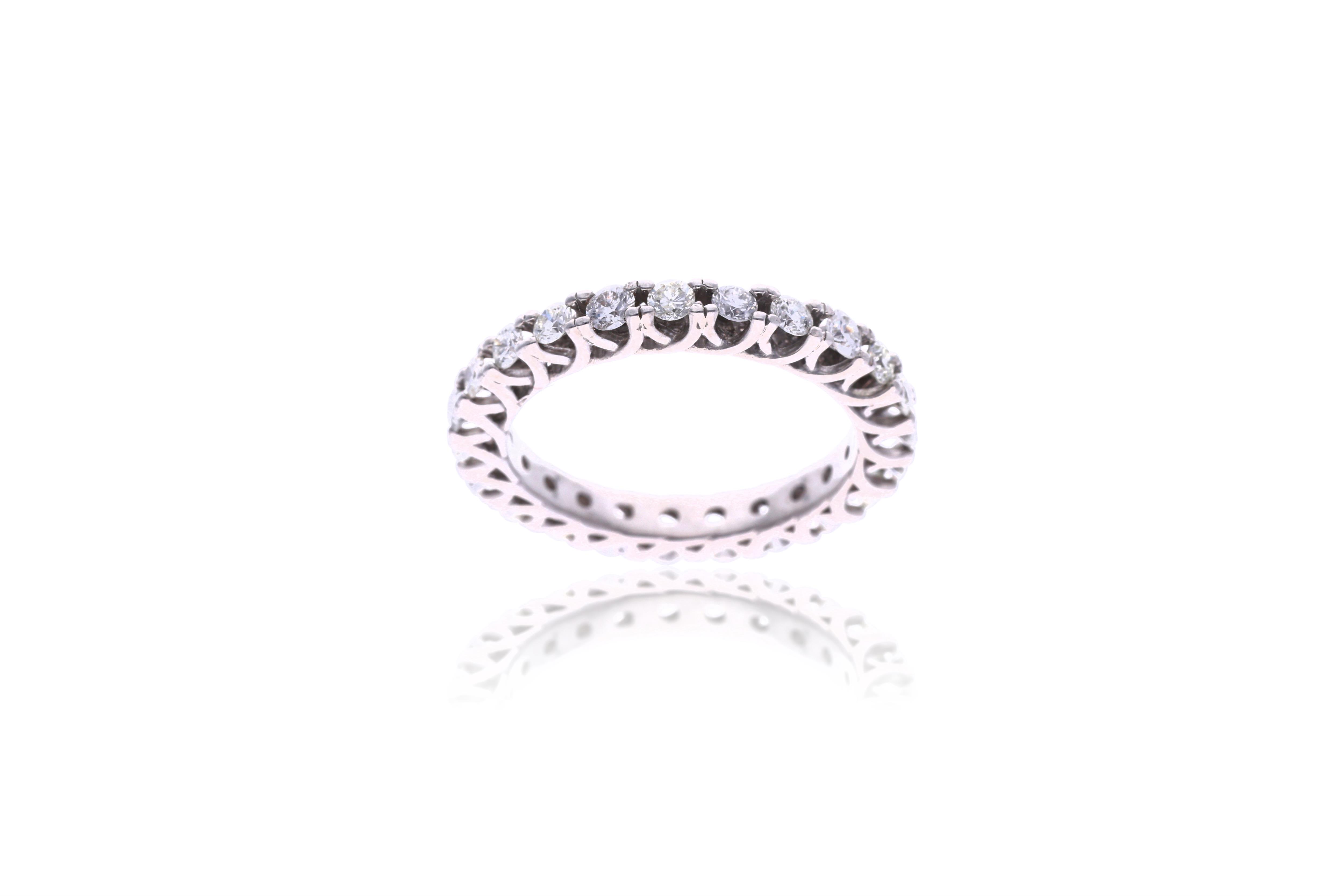 Anello eternity con diamanti - Asta Speciale Tesori d'Autunno
