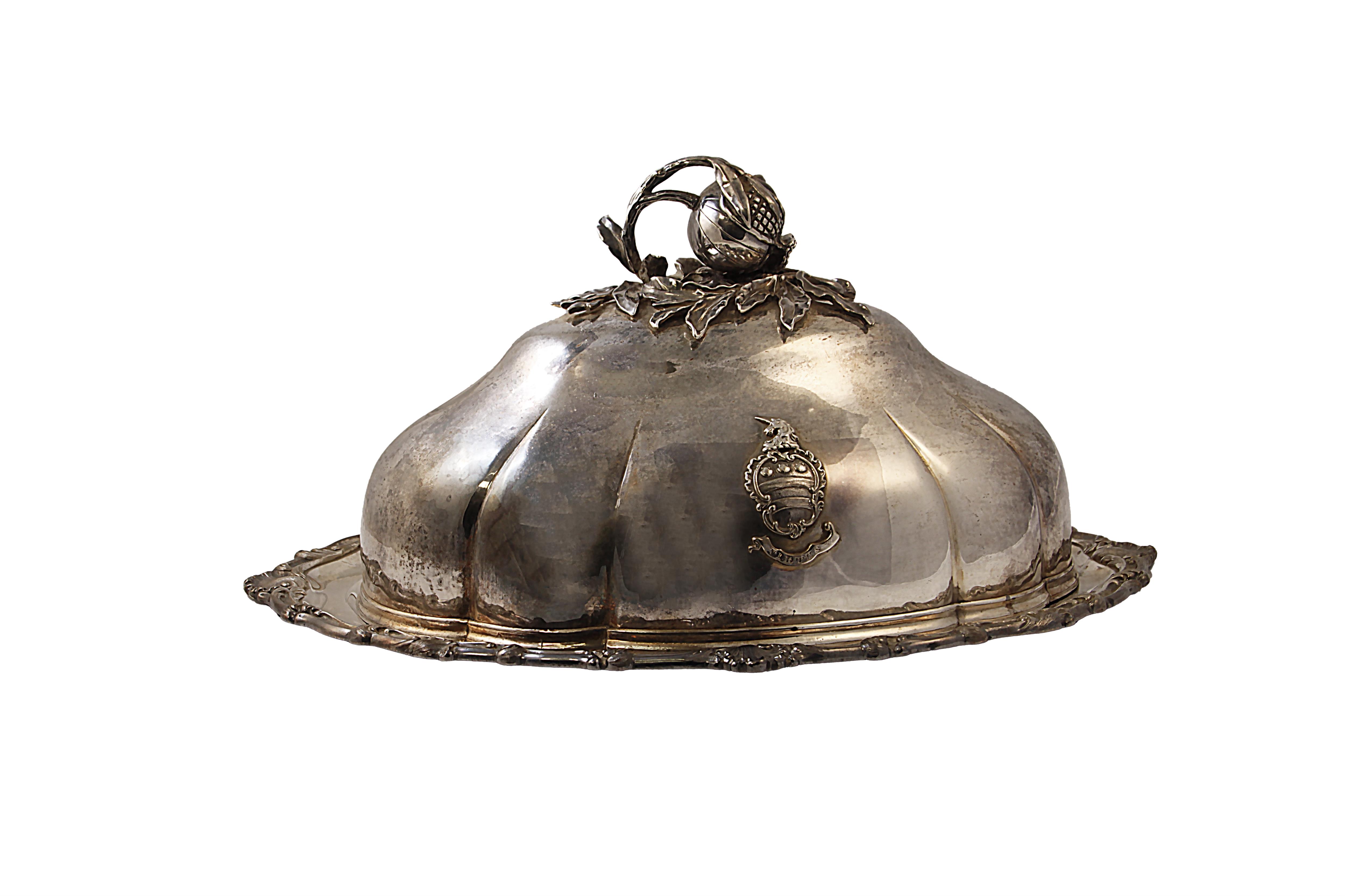 Vassoio con cloche coprivivande - Asta Speciale Tesori d'Autunno