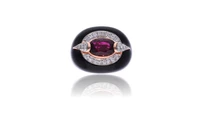 Anello con rubino, diamanti e smalto - Asta Speciale