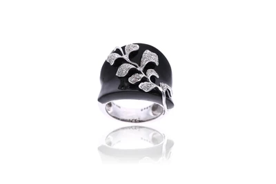 Anello con diamanti e onice - Asta Speciale