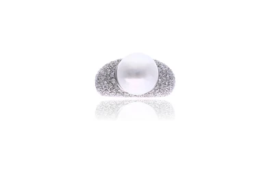 Anello con diamanti e perla South Sea - Asta Speciale