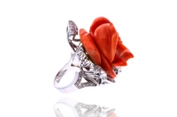 Anello con corallo e diamanti - Asta Speciale San Valentino Anello con corallo e diamanti - Asta Speciale San Valentino