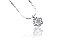 Collana e ciondolo con diamante - Asta Speciale San Valentino