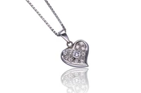Collana e ciondolo con diamanti - Asta Speciale San Valentino