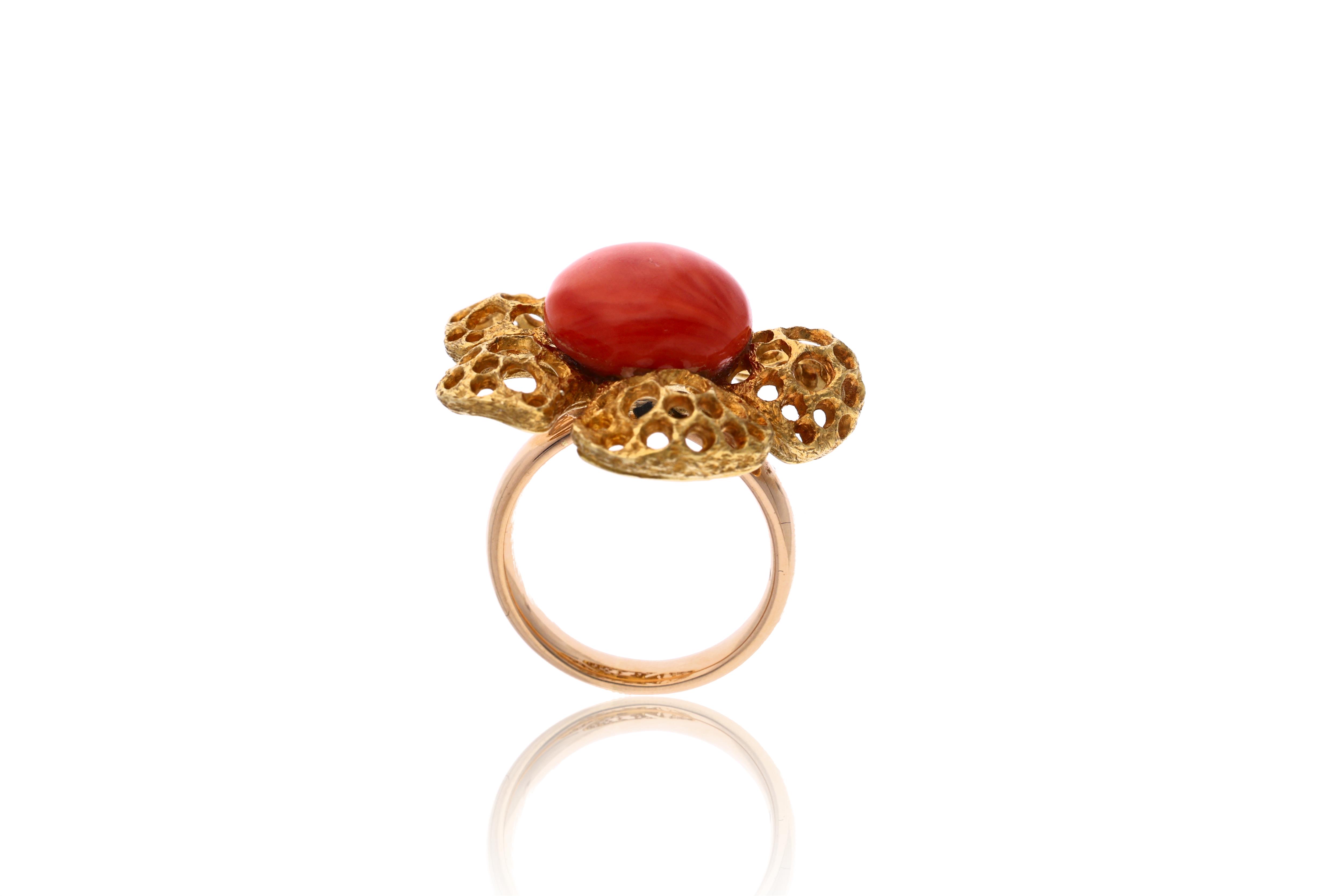 Anello con corallo - Asta Speciale San Valentino
