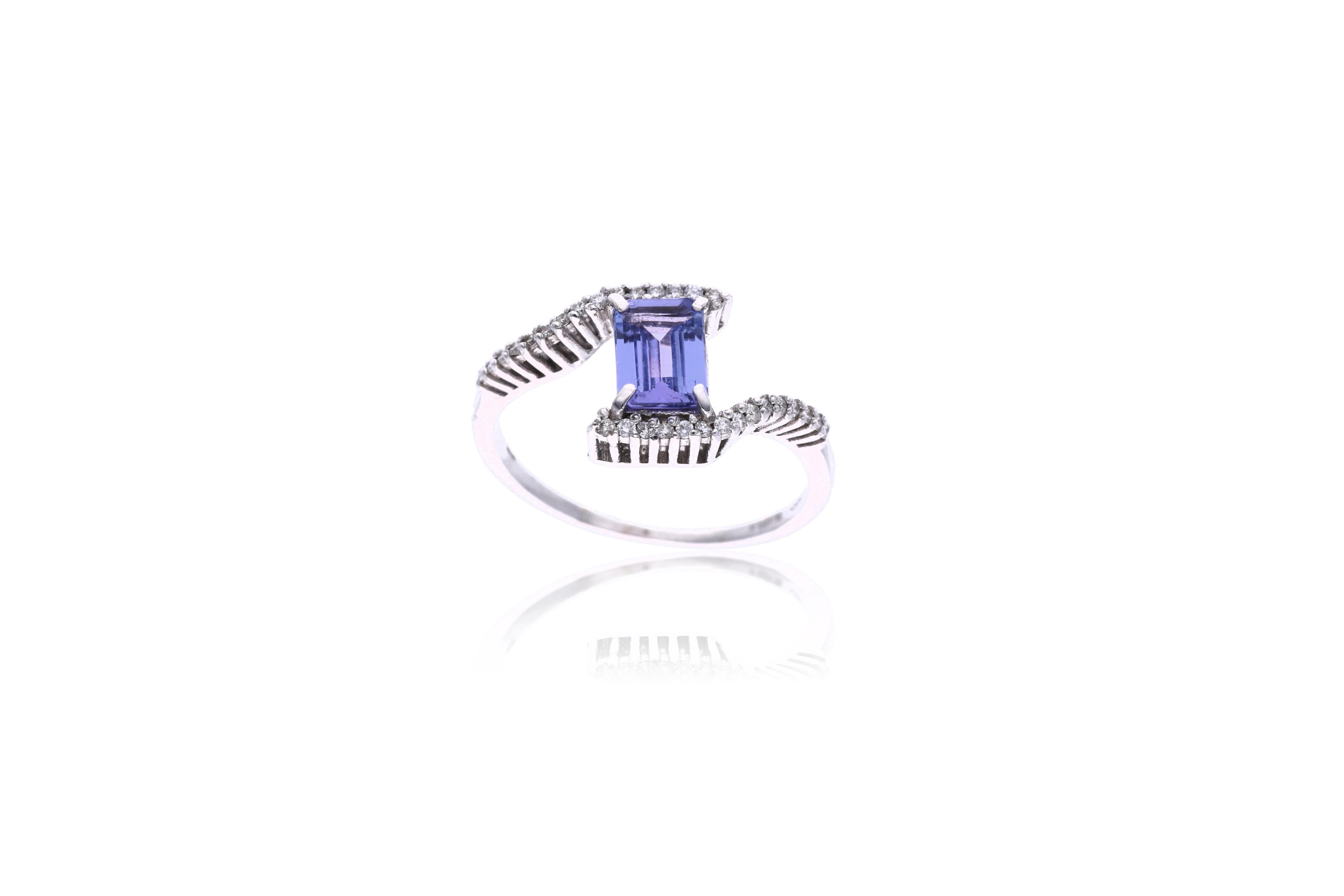 Anello con tanzanite e diamanti - Asta Speciale San Valentino