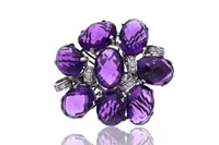 Anello con ametiste e diamanti - Asta Tesori di Pasqua - Gioielli da riscoprire Anello con ametiste e diamanti - Asta Tesori di Pasqua - Gioielli da riscoprire